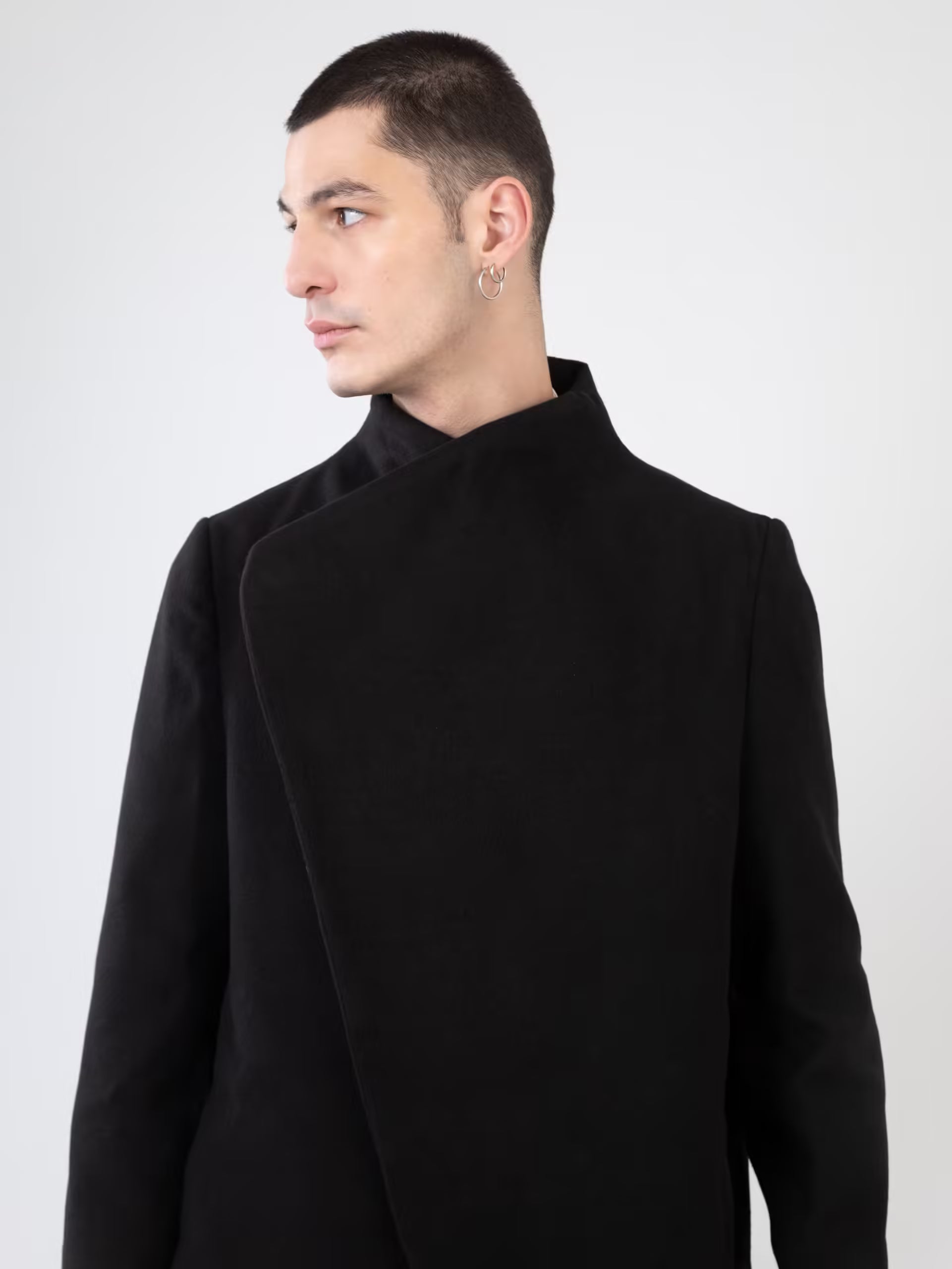 Koto Heavy Coat - Black Cashmere