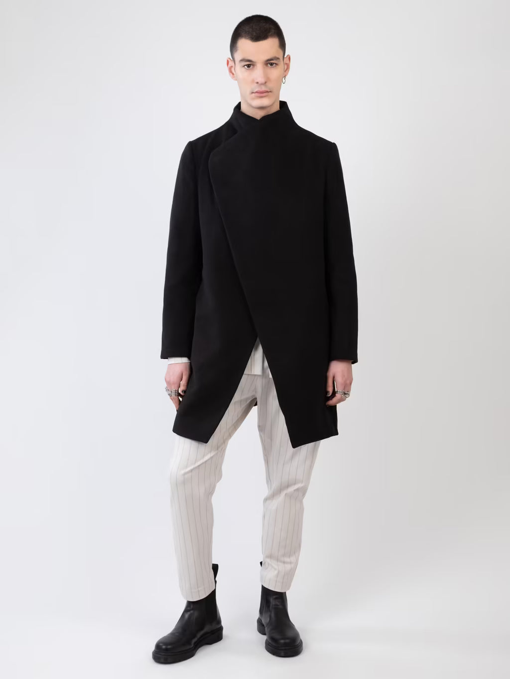 Koto Heavy Coat - Black Cashmere